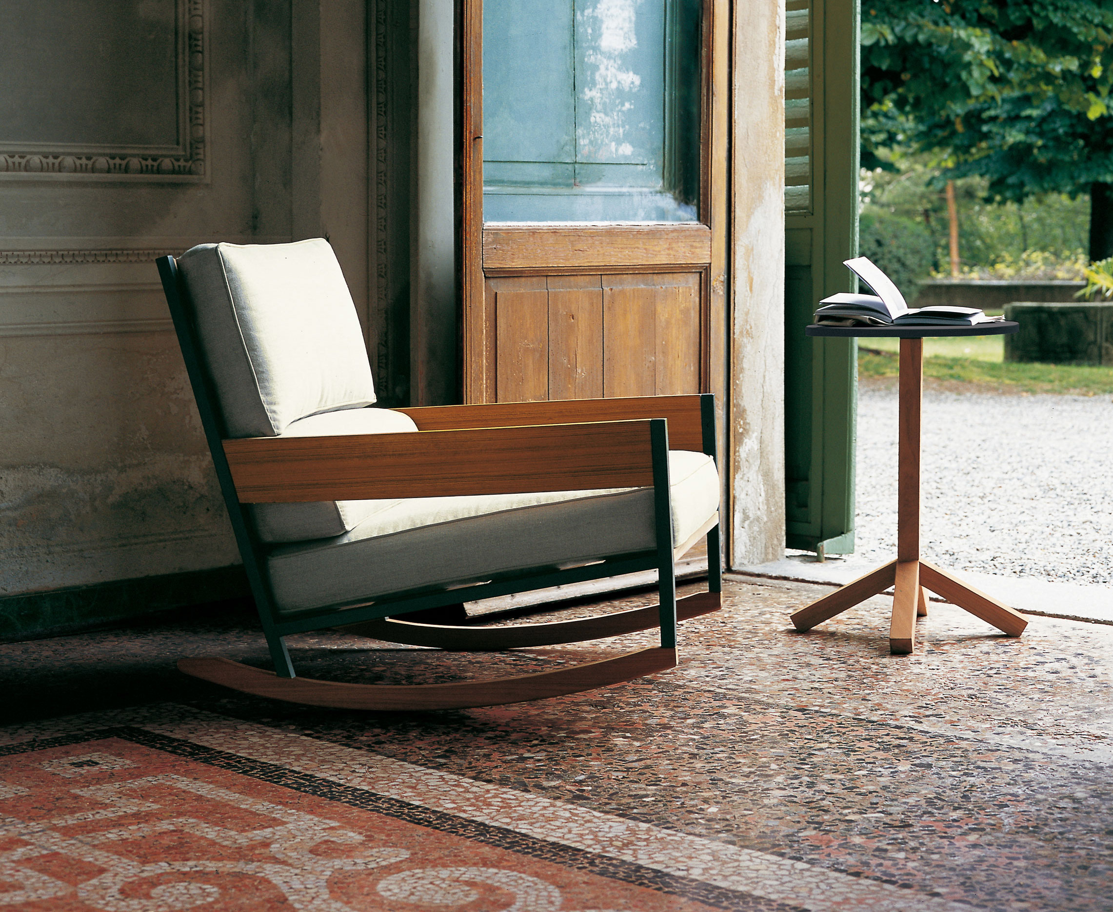 NAP rocking chair by Roda | STYLEPARK