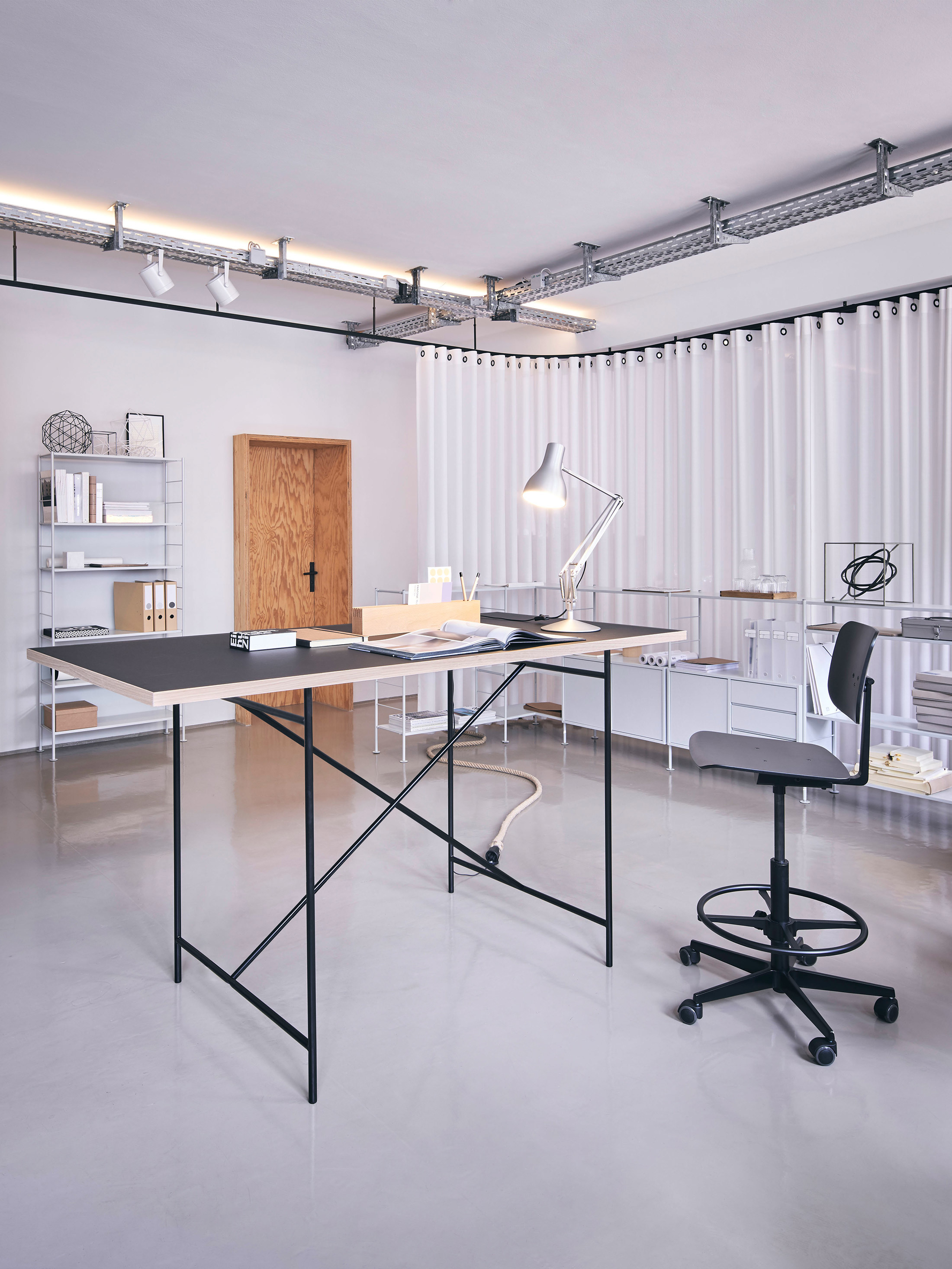 Mr. Square high von Richard Lampert | STYLEPARK