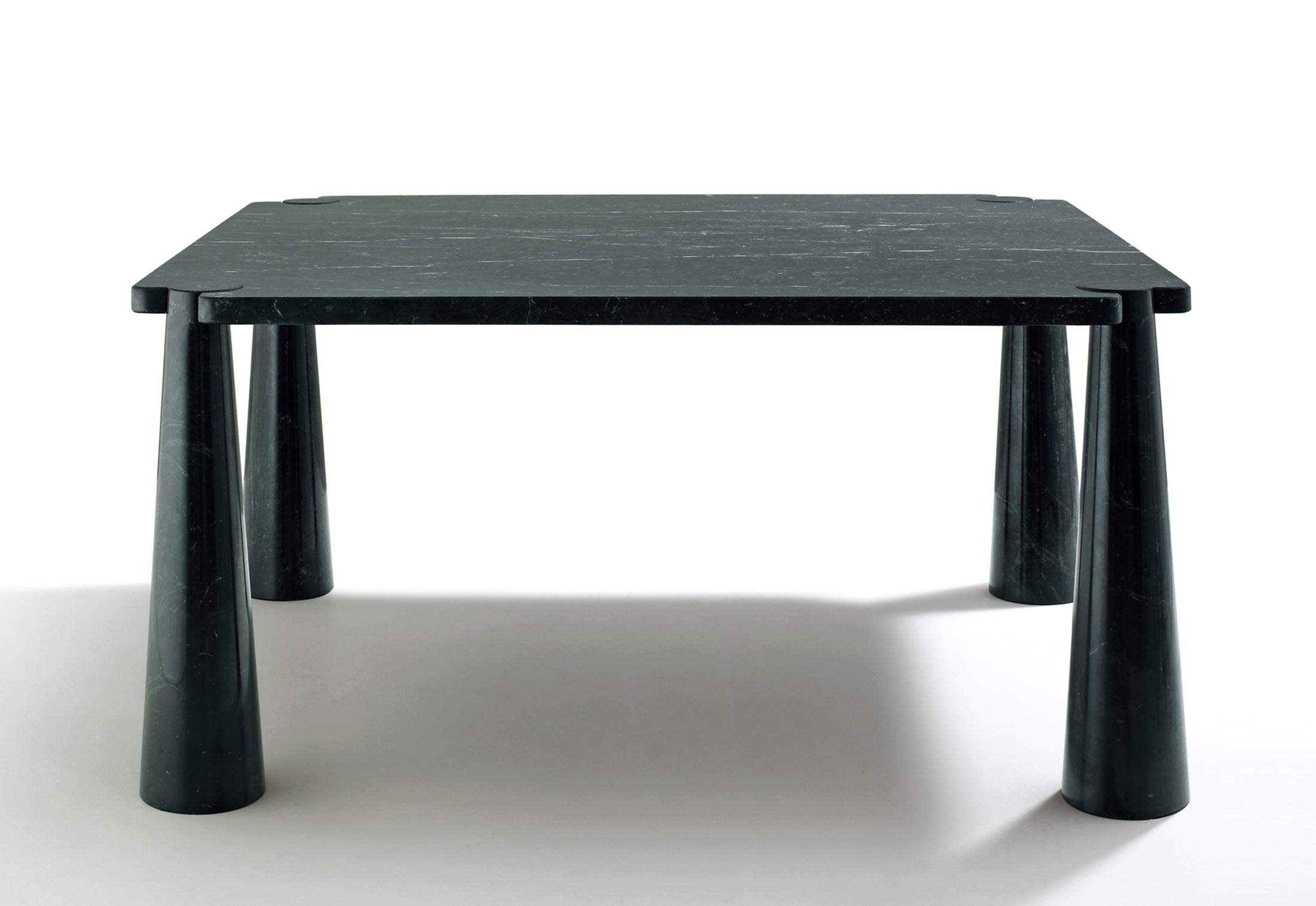 Eros four legged table by AGAPECASA STYLEPARK