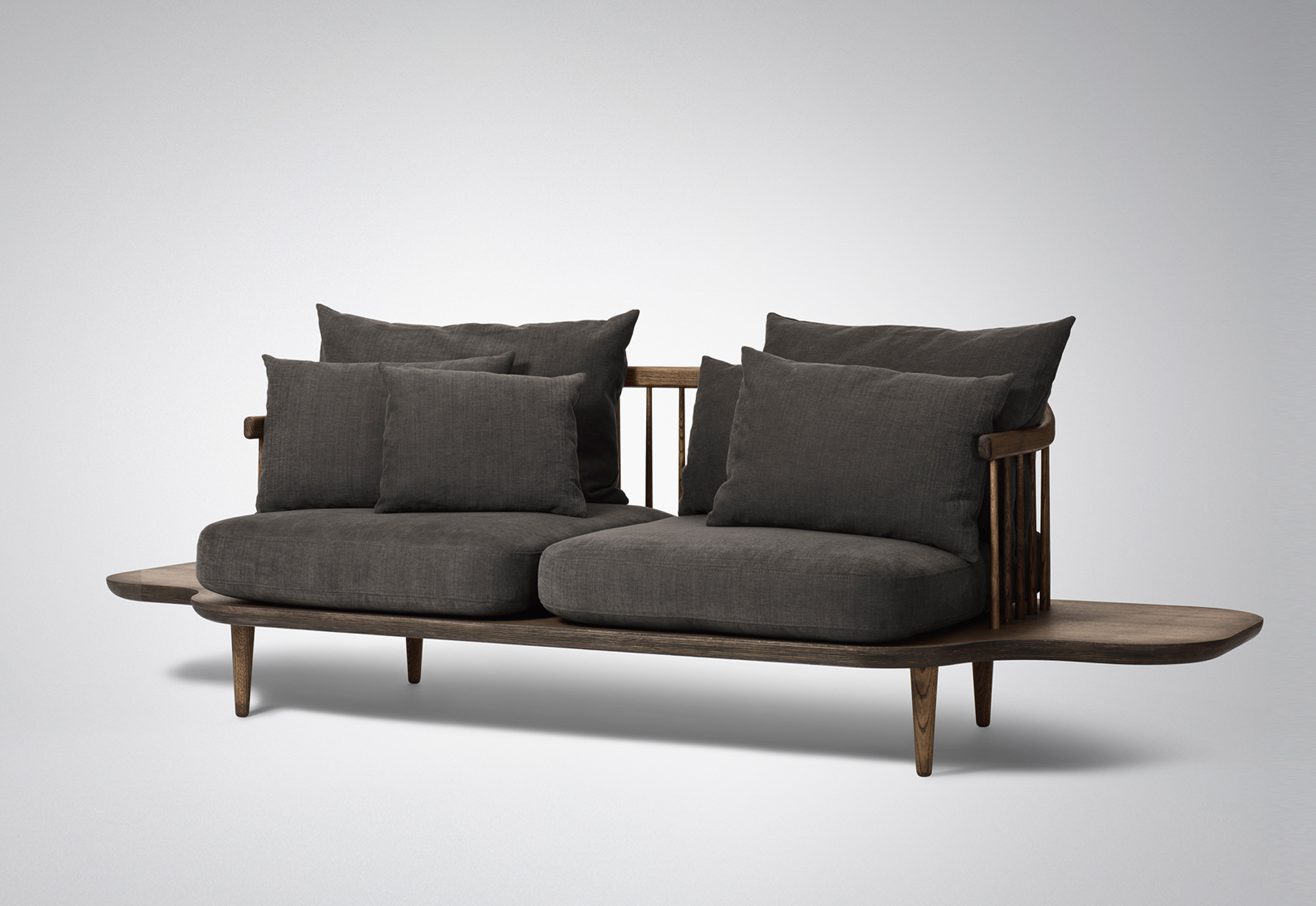 Fly Sofa mit Ablage von &Tradition | STYLEPARK