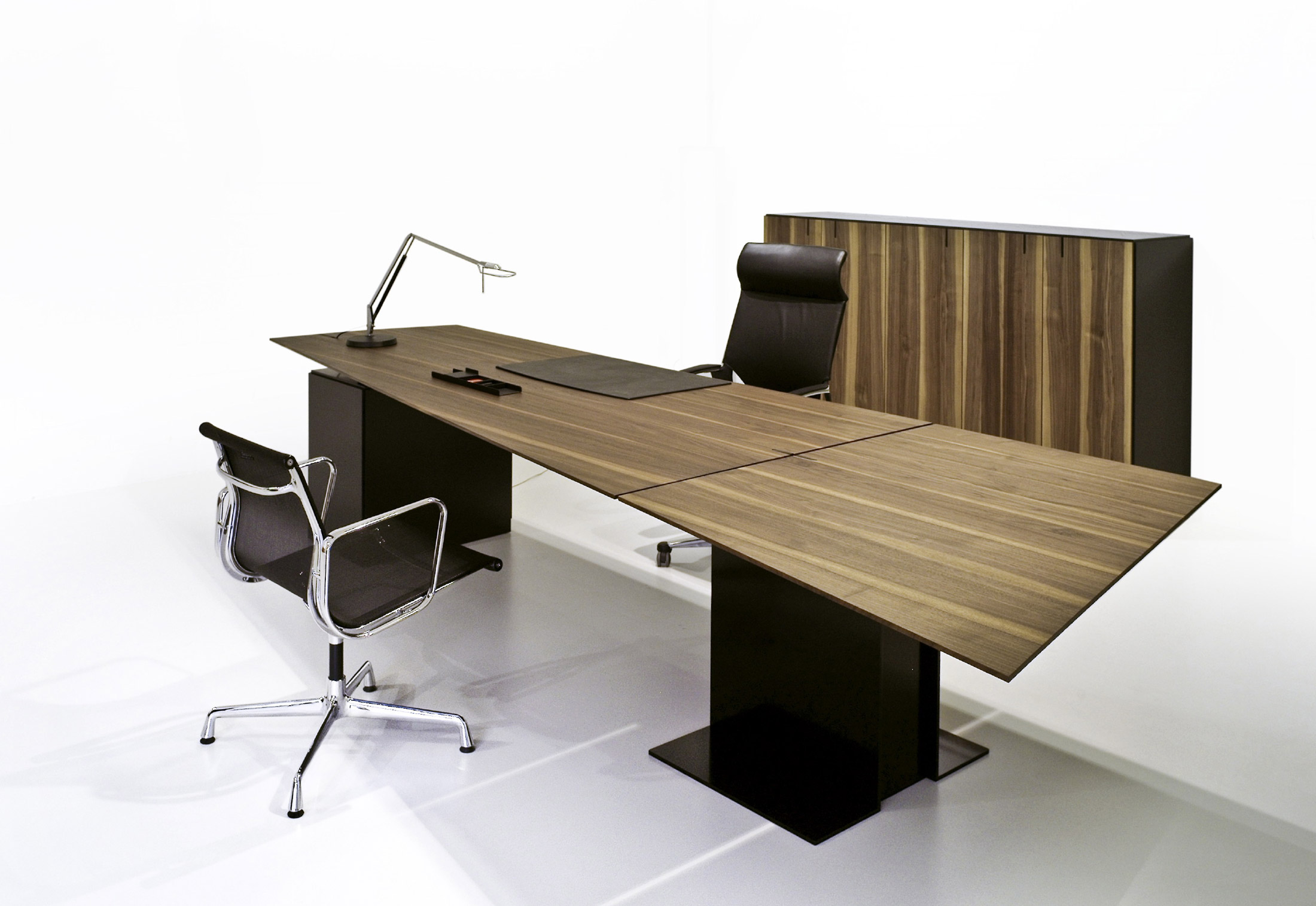 Zoom Office table by Zoom by Mobimex STYLEPARK