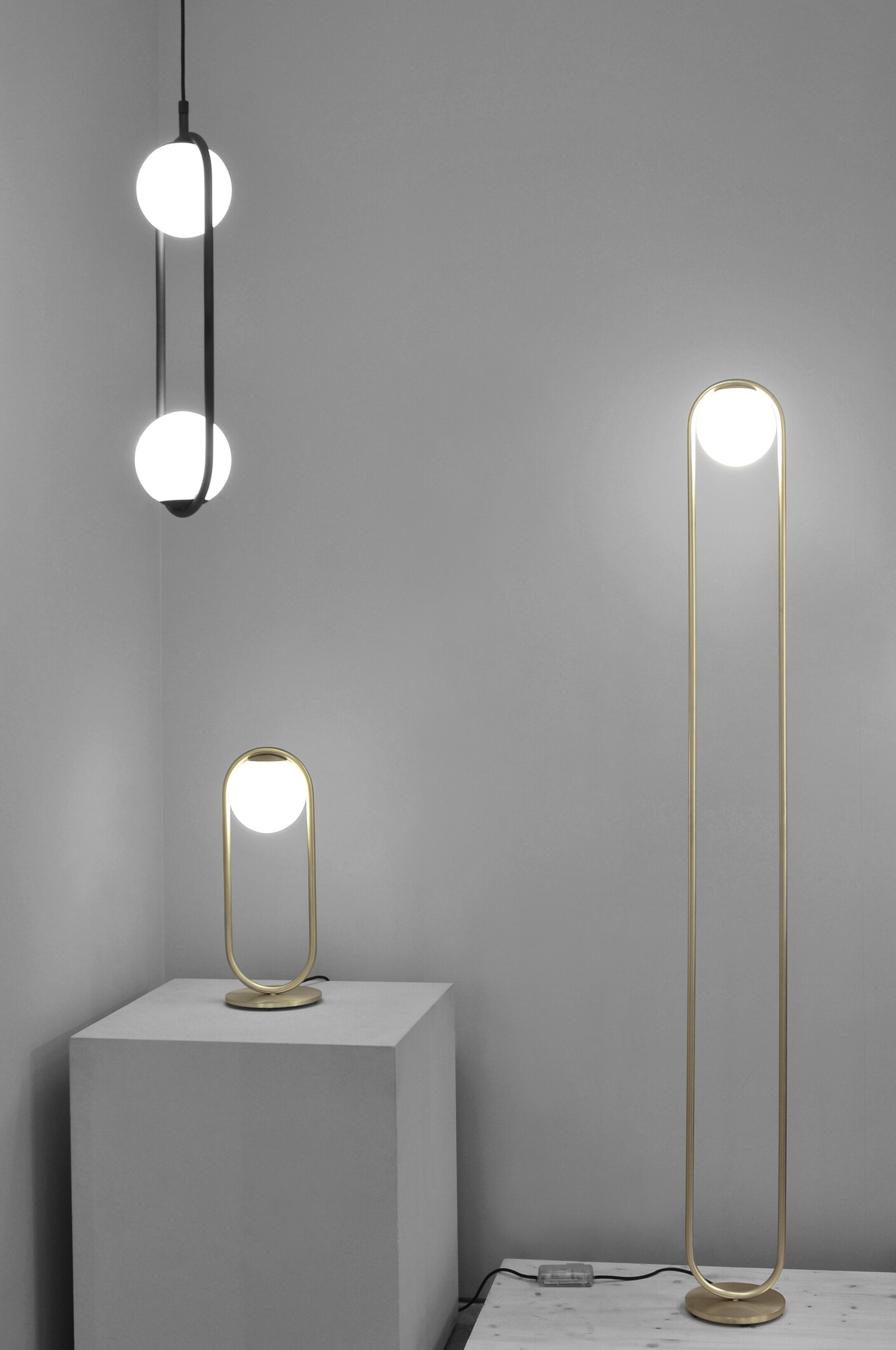 C_Ball standing lamp