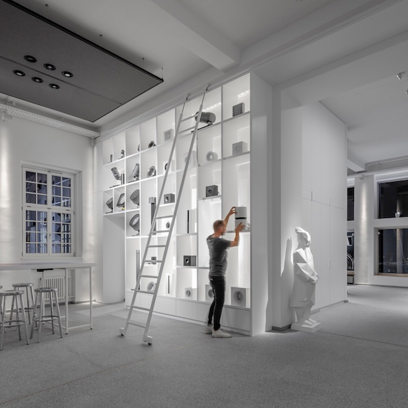 Dialogue between old and new