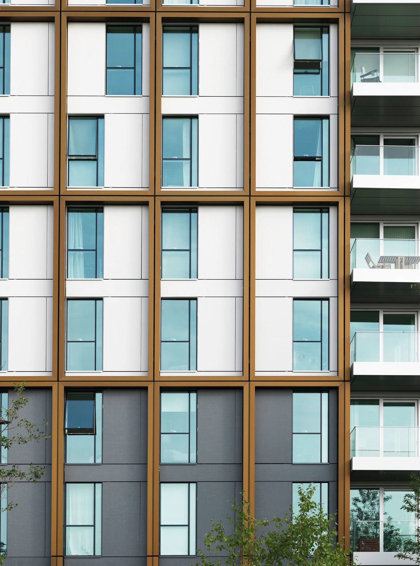 concrete skin, Woodberry Down London