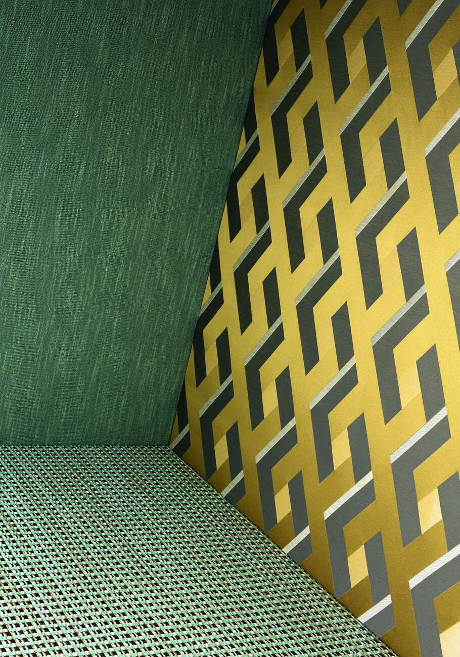 With golden highlights: Sahco’s Colombina, Sumba and Lamu fabrics.