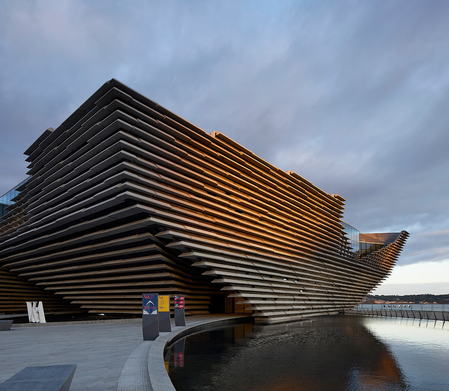 V&A Dundee, Kengo Kuma, Victoria & Albert Museum