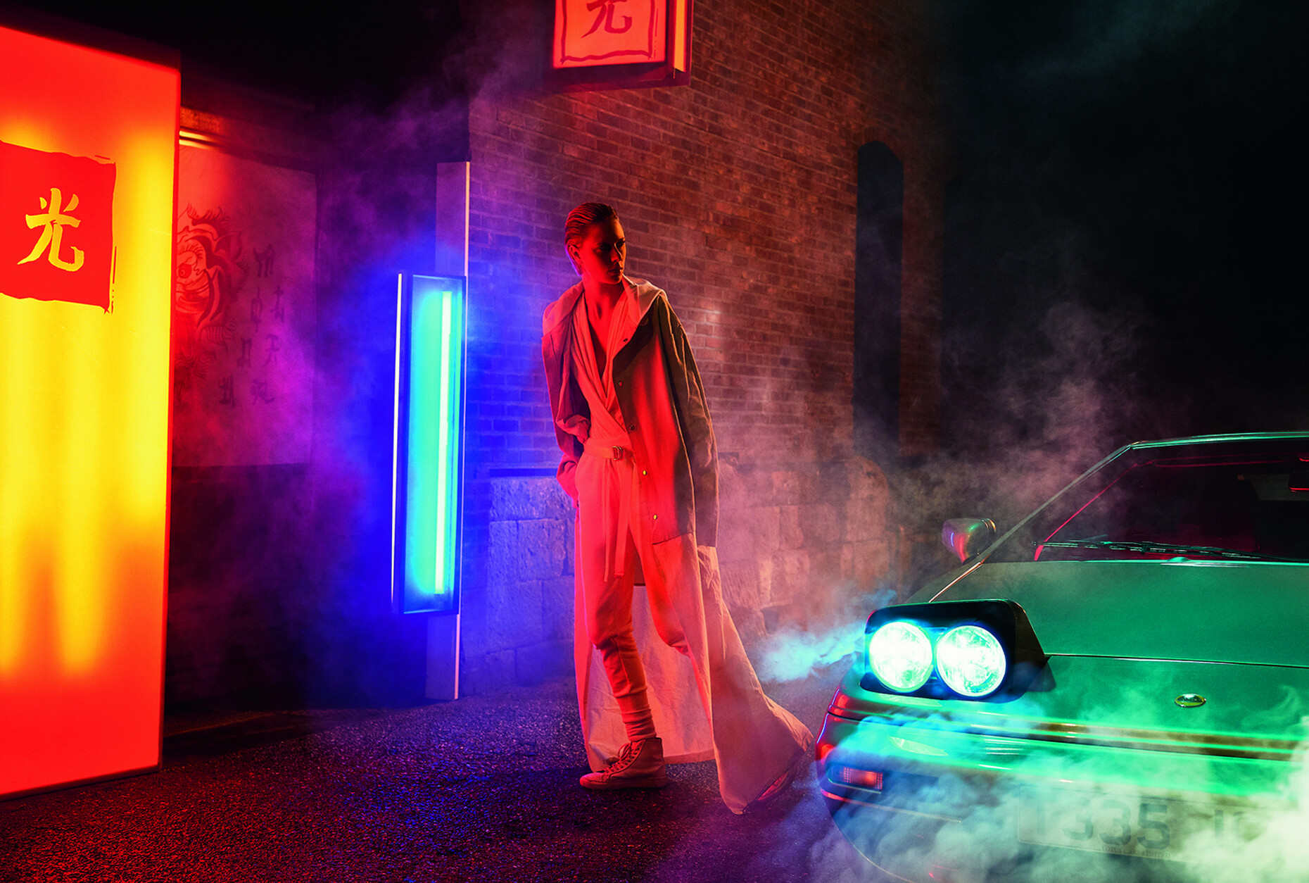 Seeing the extraordinary as an opportunity and viewing joint search and discovery as part of the creative process are convictions that are reflected in the new campaign.