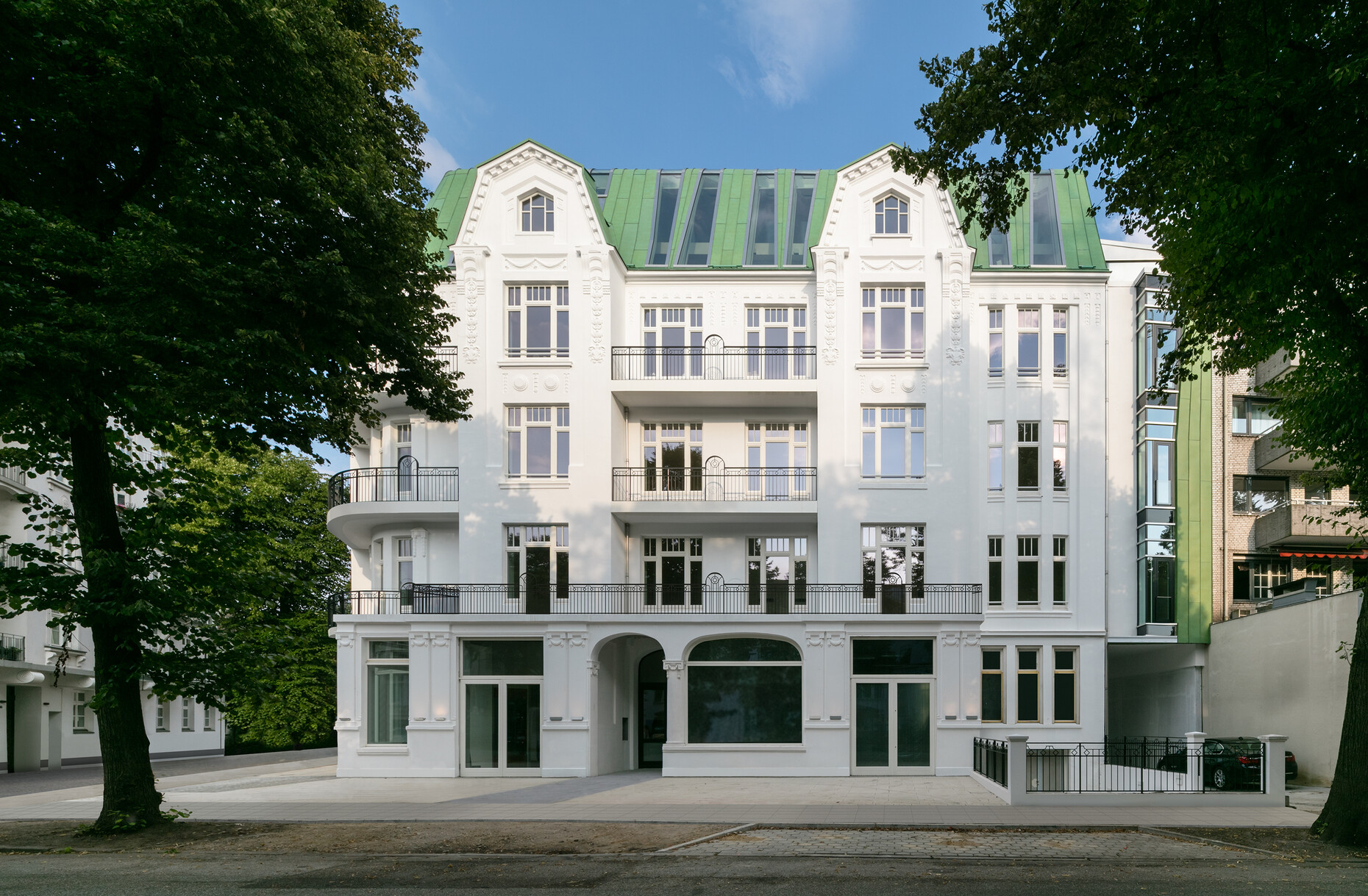 New construction with preserved Jugendstil facade in Hamburg, building automation, KPW Architekten