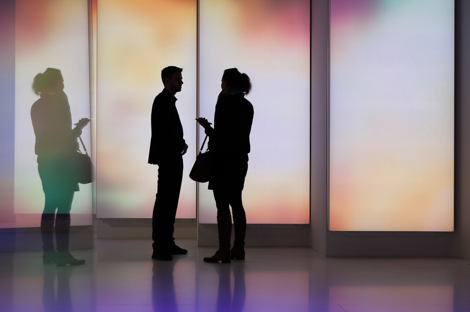 At the Light + Building 2018, the Trend Forum entitled "Evoke emotions" in Hall 6.1 will also be available for viewing through the binoculars.