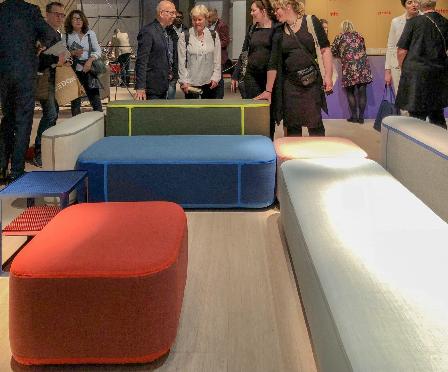 Moroso Tape Benjamin Hubert Am Salone18 Stylepark