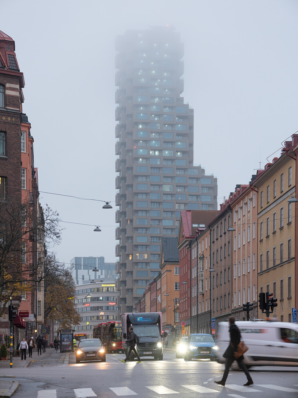 View of the residential tower "Norra Tornen" of OMA. It currently gets a counterpart on the opposite side of the street.