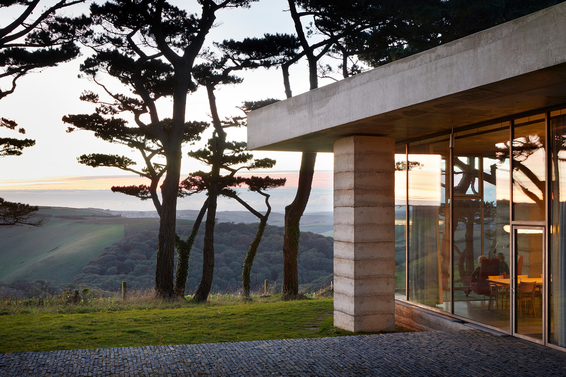 Large windows allow precisely calculated views of nature.