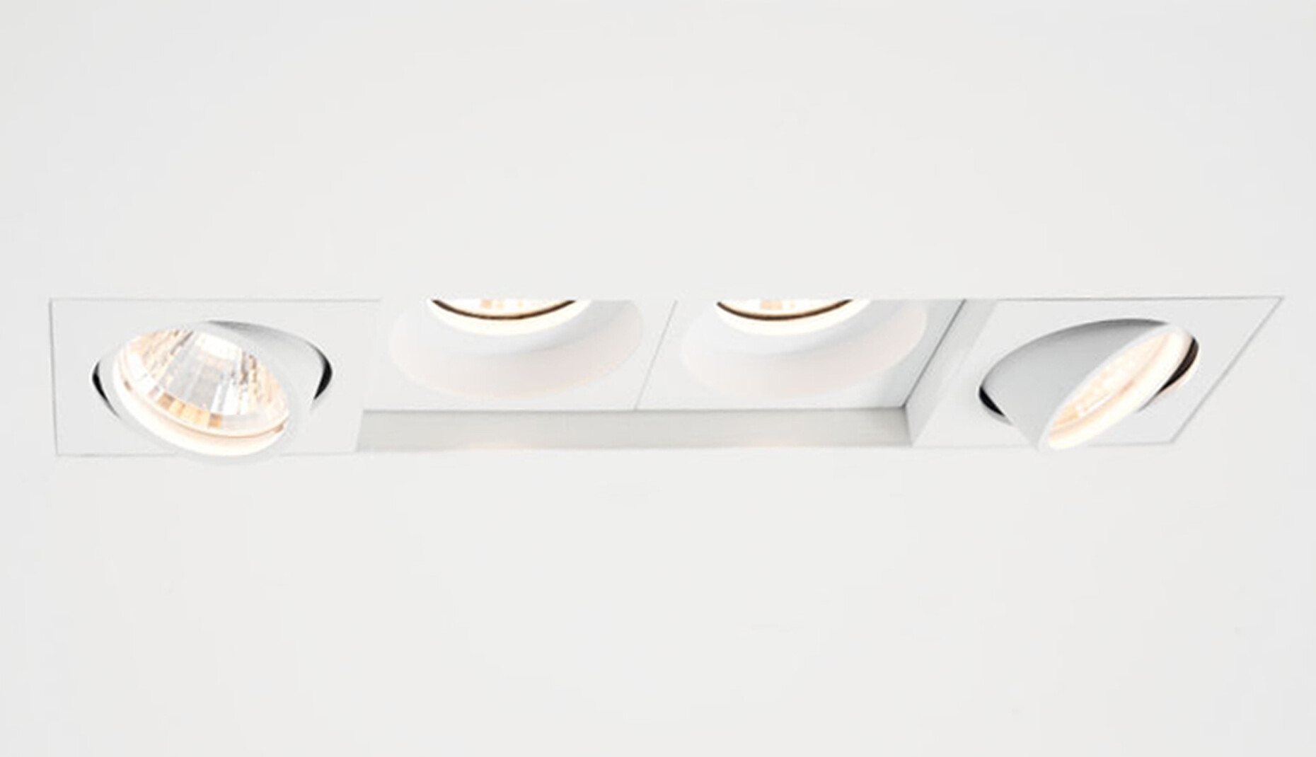 The light modules are clicked into the frame and can be adjusted in their position.