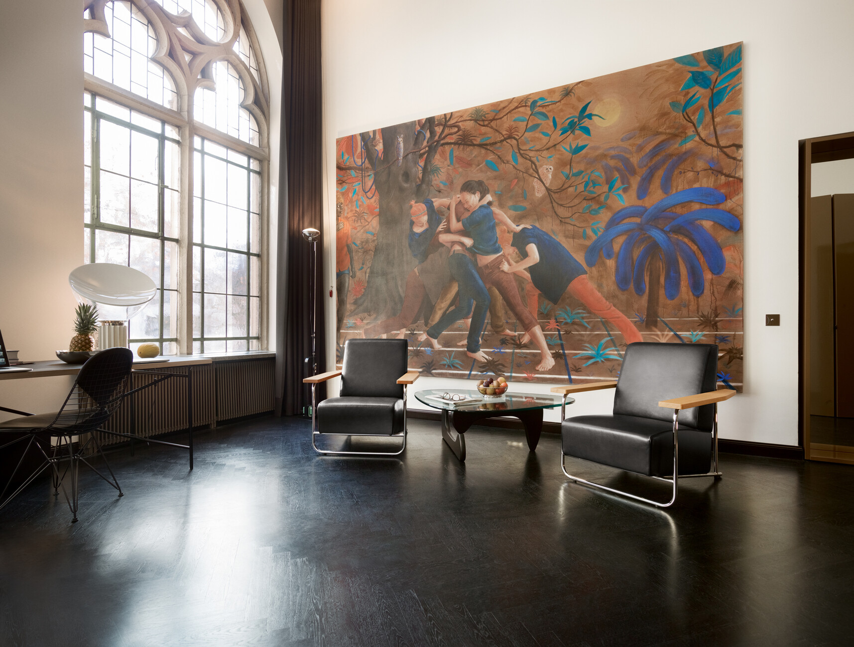 Californian modernism in Neo-Gothic: With the timeless design of the Neutra Collection by VS is this not a contradiction.