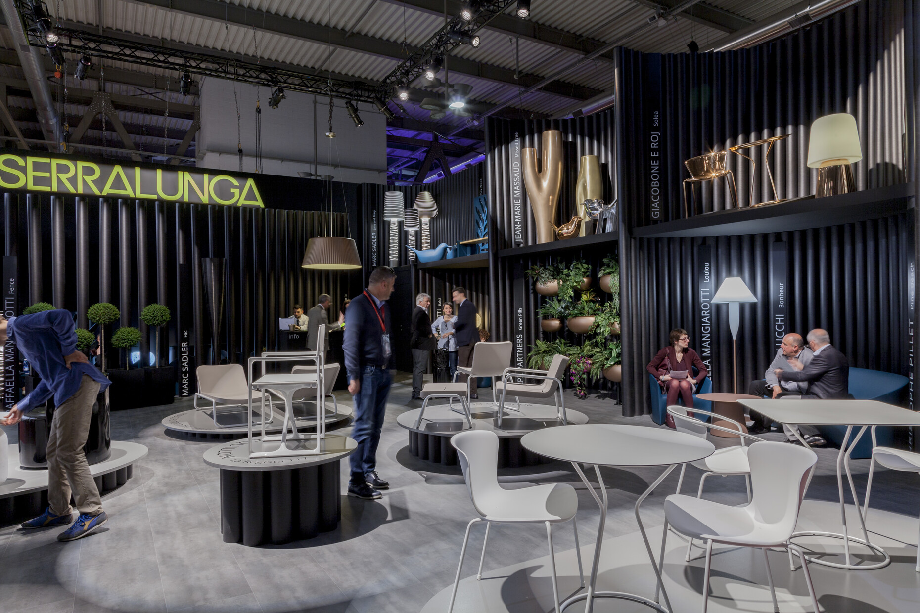 Serralunga Stand Salone 2017