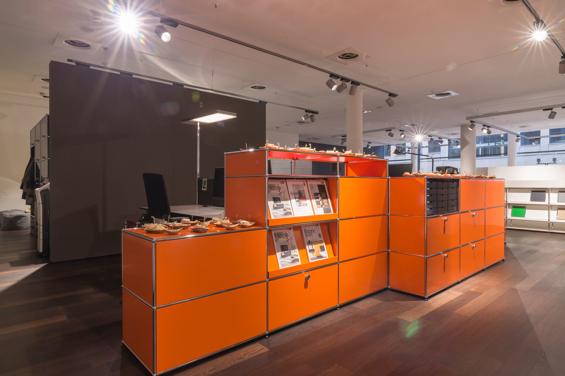 Usm x Retail Naef Stylepark