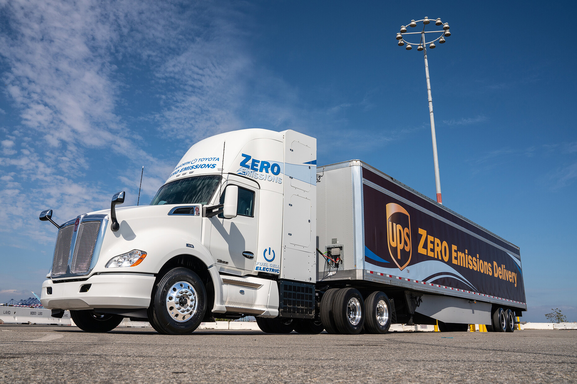 "Fuel Cell Electric Truck", Toyota