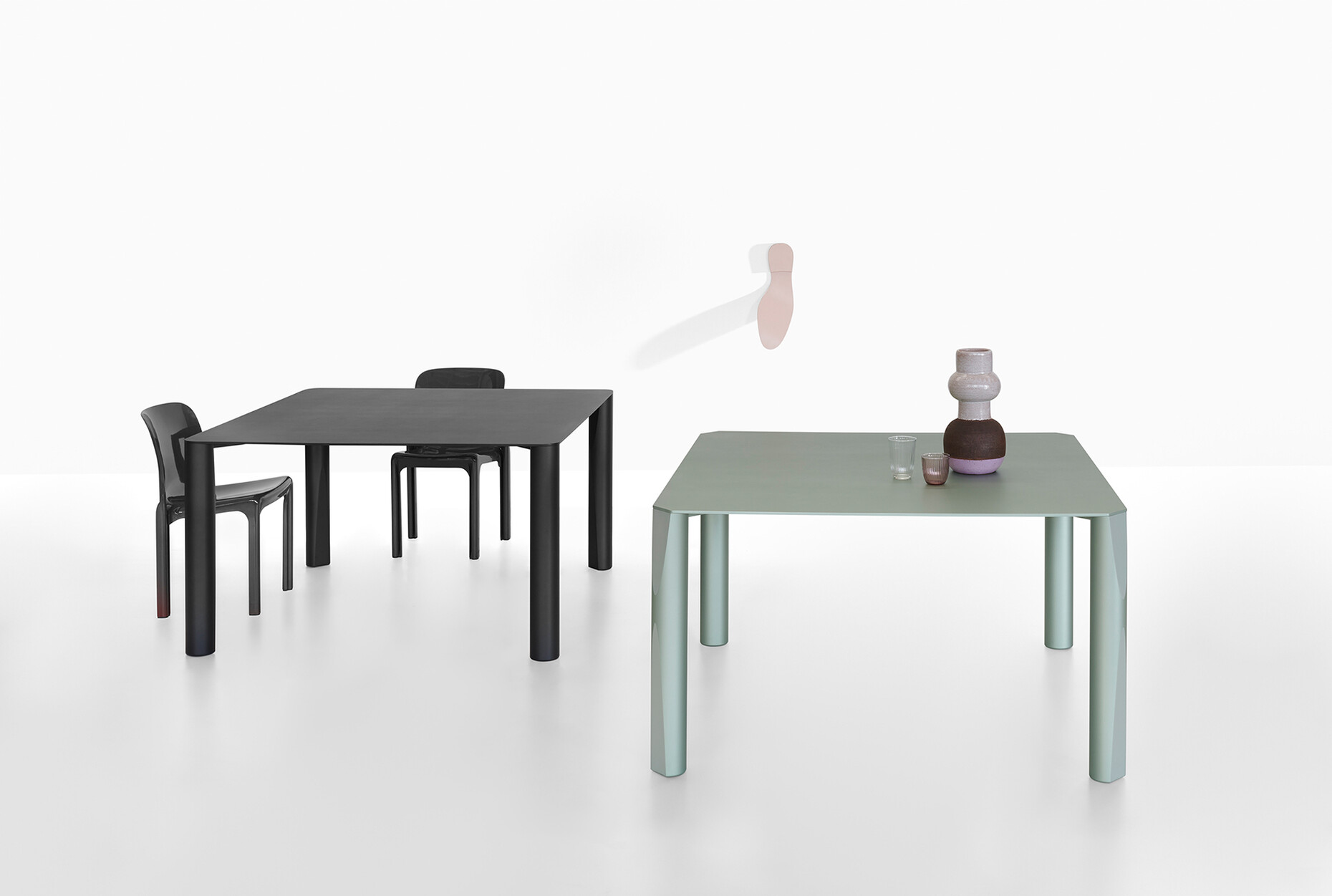 Beinfreiheit: Der Tisch "Verso" von Magdalena Casadei für Fucina