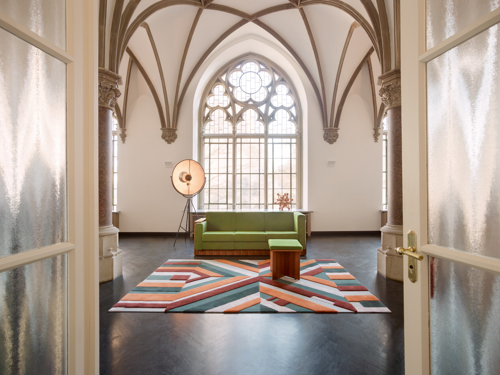 Sacred solitaire: In the building of the former Cologne city archives of 1897 the Neutra Collection by VS gets a special stage.