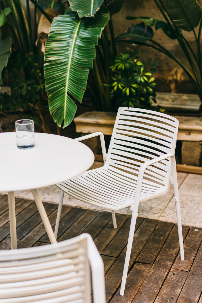 Chair With Armrests And Contract Table
