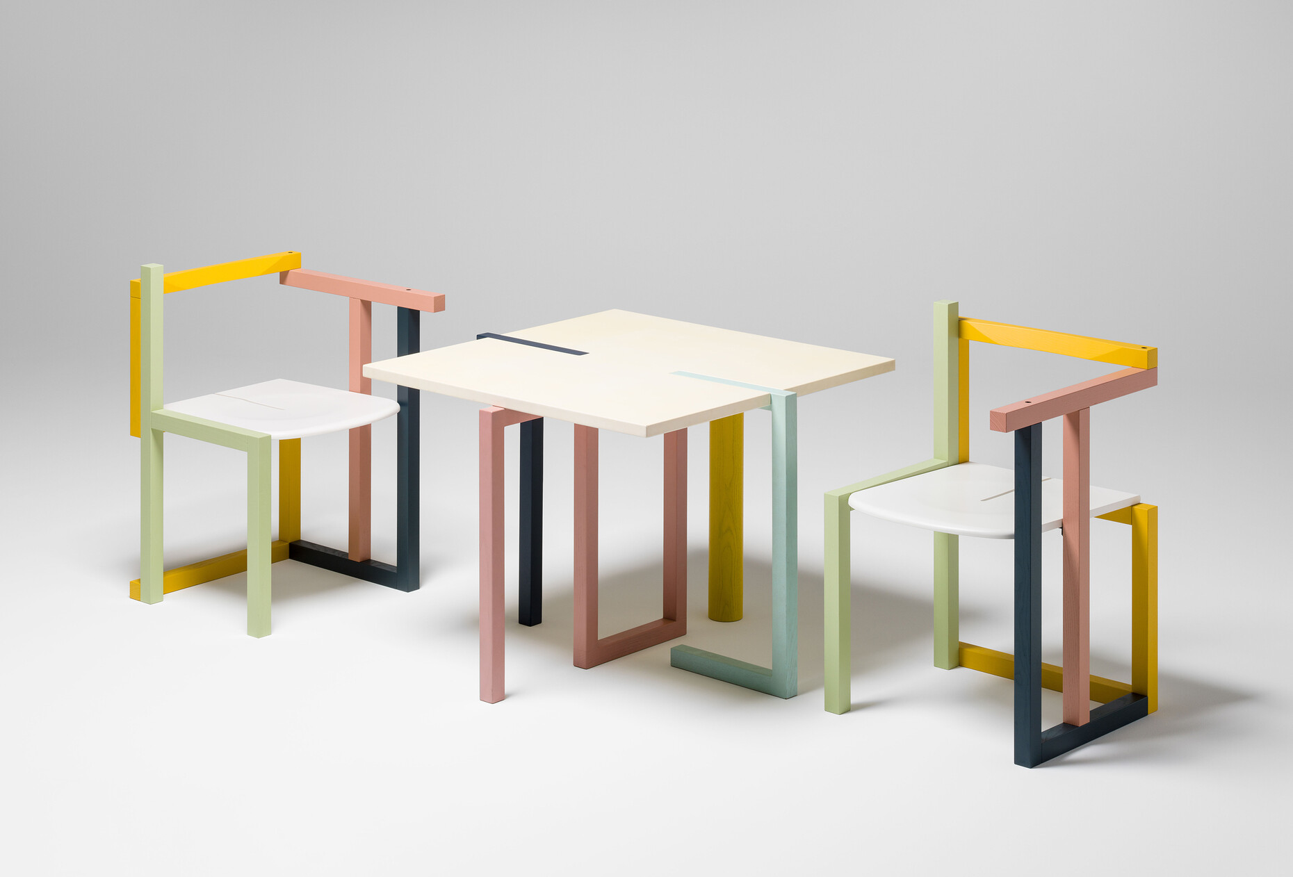 Susi und Ueli Berger, STUHL-Stuhl und TISCH-Tisch, 1981, Museum für Gestaltung Zürich, Designsammlung, Foto: © ZHdK