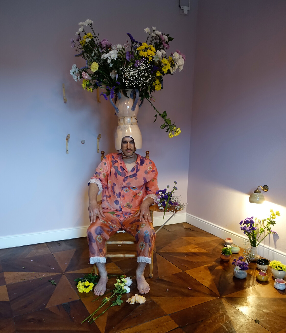 Zum letzten Mal präsentiert sich das Großherzogtum an diesem Ort: Die Performance "Thank You So Much for the Flowers" von Mike Bourscheid im Pavillon Luxemburgs unweit der Gallerie dell’Accademia.