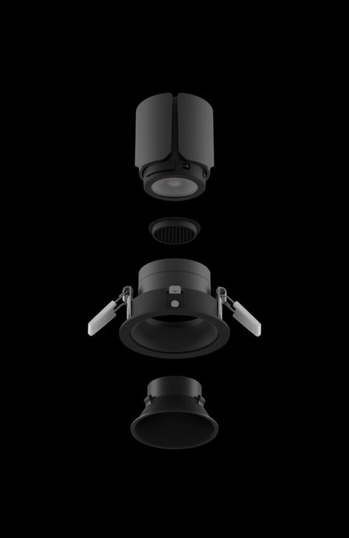 D4 01 cop portrait 1313x2020