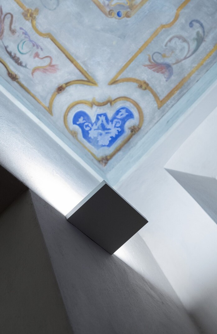 Sol2 00 portrait 1313x2020