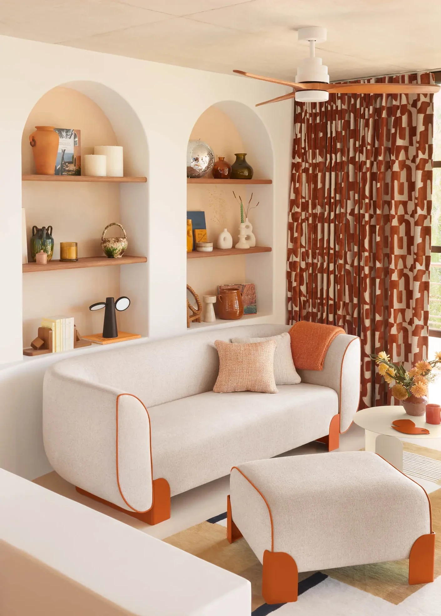 VOULEZ-VOUS LARGE SPECKLED POUF