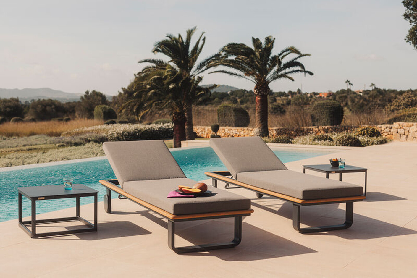 VALE Sun Lounger anthracite