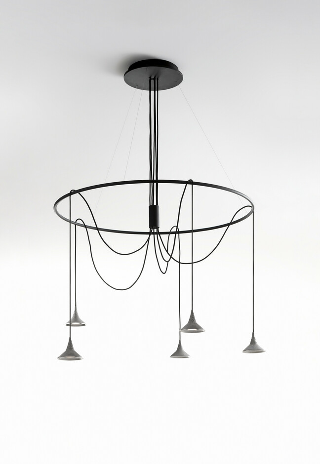 Unterlinden Chandelier Ring