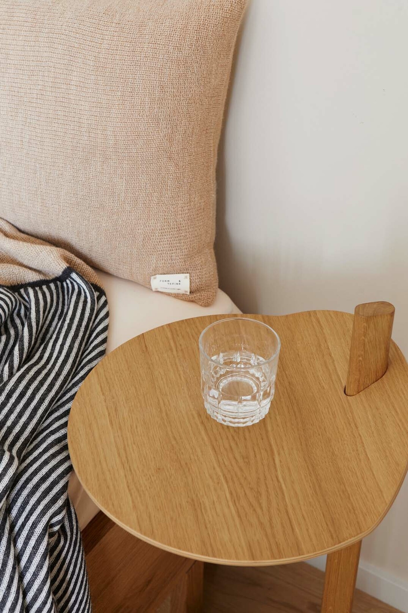 Stilk Beistelltisch, Eiche