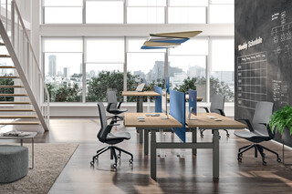 UP&UP  von  Quadrifoglio Group