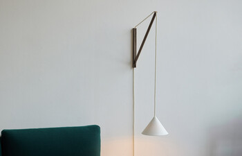 Suspended Wall Lamp