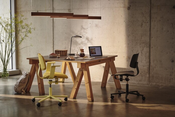 006745 WH Wi Chair 2025