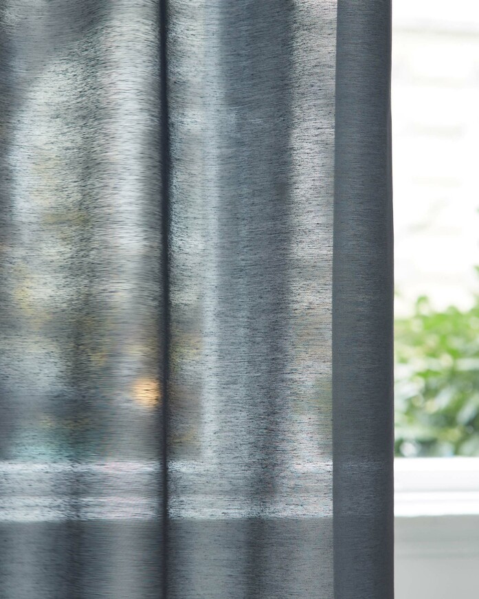 0102060 Shine Two Image1