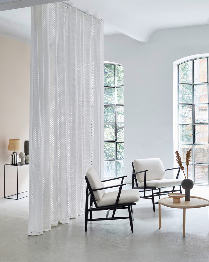 0102100 0901 Lola Image2