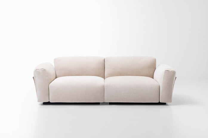 Arno sofa two seater 4 Paola Lentisrl ph by Sergio Chimenti