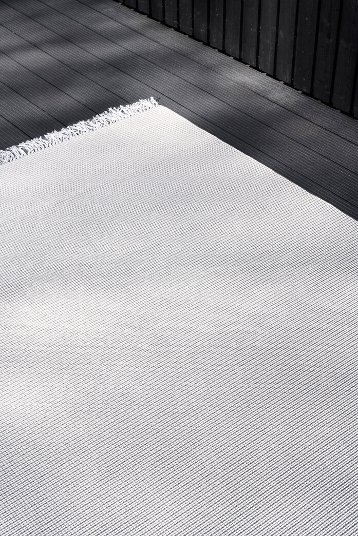 Grain 15520205 melange grey light sand ends with fringes woodnotes 2