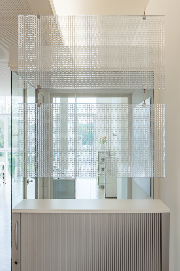 Lightscreen Baffel 2