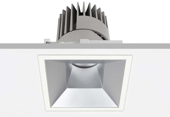 PERFORMANCE L STANDARD SPOT FIXED SQUARE 1
