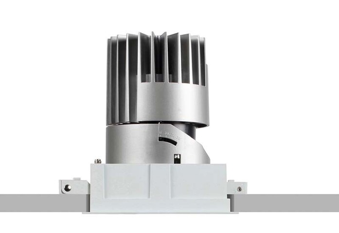PERFORMANCE L STANDARD SPOT FIXED SQUARE 2