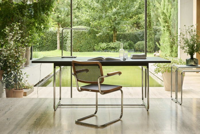 Thonet S64 V Nussbaum DARK MELANGE S1072 Esche sw FF LUM50 338bw