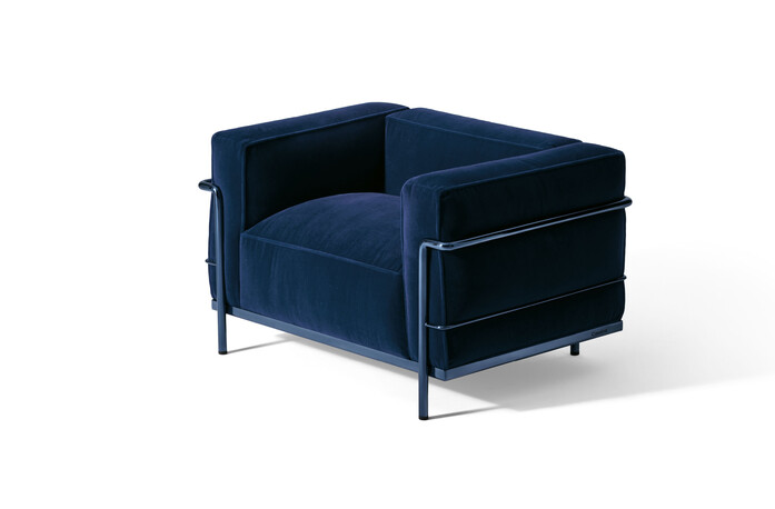 B blu limited armchair 01