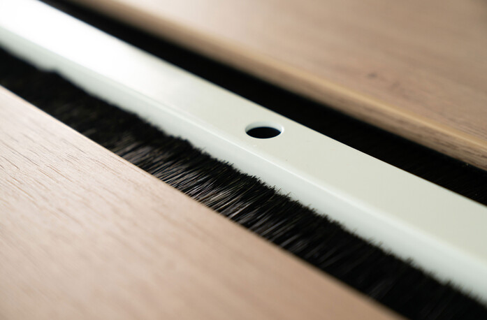 Connect bench funktionsschiene functional rail bucht burste book brush