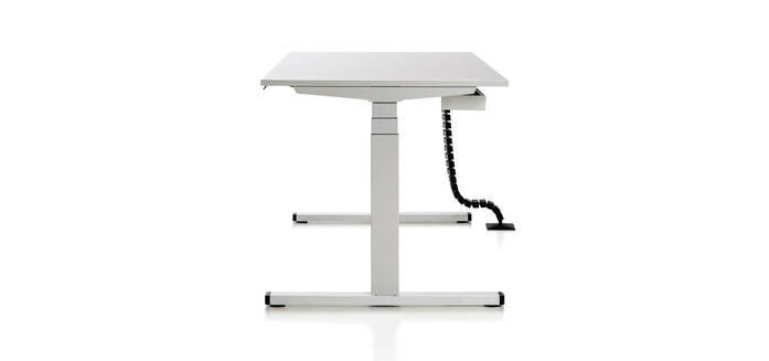 Csm Vario SOLO 22 Arbeitstisch 02 Sitz Steh Tisch Einzelarbeitsplatz weiss bottom up Freisteller 882f156c9a