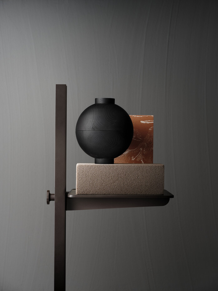 Museum sidetable brown