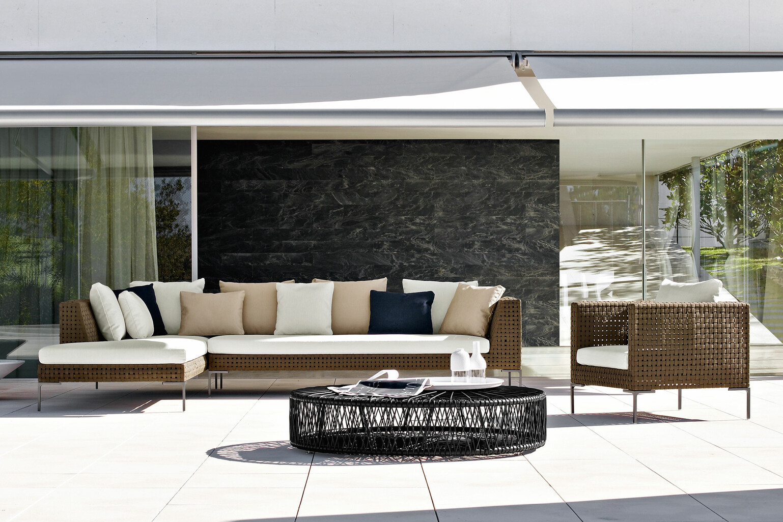 CHARLES OUTDOOR sofa by B&B Italia STYLEPARK