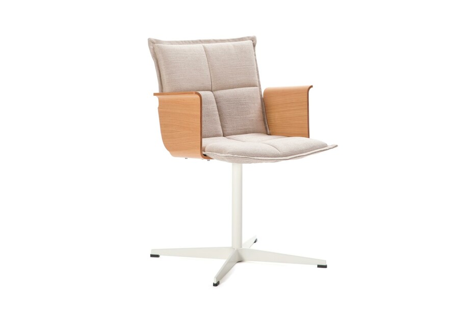 LAB Office chair with armrests by inno STYLEPARK