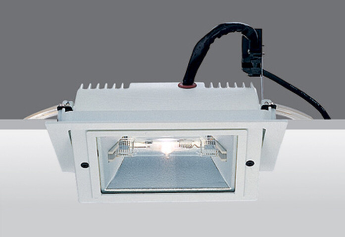 Swiveling Built In Lights 6